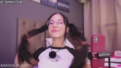 Nikki online show from 15, 6, 2026