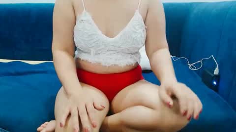 Snapshot of girlhanoi chatting on 18, 4, 2026 girlhanoi online show from 18, 4, 2026