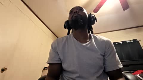 glomightyj online show from 9, 6, 2026