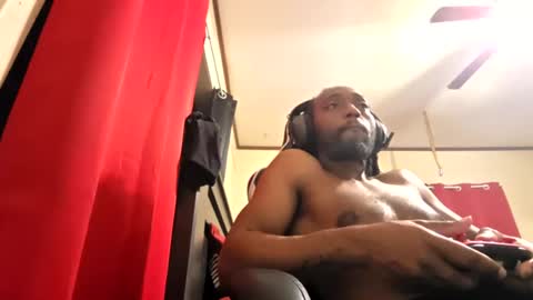 glomightyj online show from 14, 6, 2026