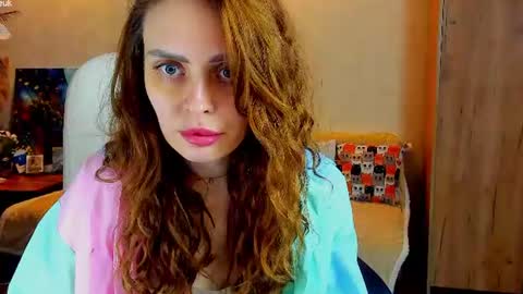 Gloria Wood online show from 11, 6, 2026