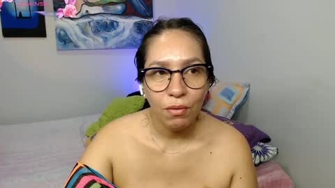  Naih Reyes online show from 18, 11, 2025