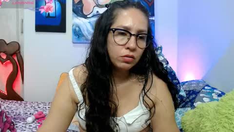  Naih Reyes online show from 30, 11, 2025