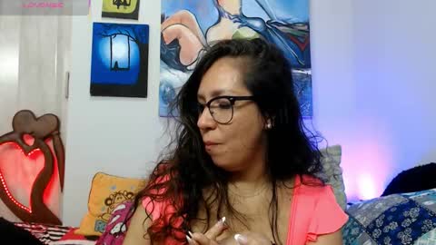  Naih Reyes online show from 21, 12, 2025