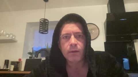 Snapshot of guil0 chatting on 26, 9, 2025 guil0 online show from 26, 9, 2025