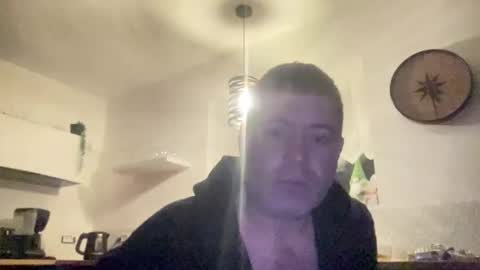 Snapshot of guil0 chatting on 11, 1, 2026 guil0 online show from 11, 1, 2026