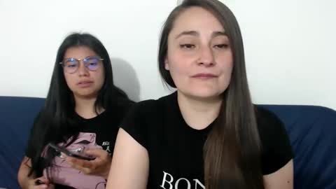 Snapshot of gumball_room chatting on 1, 12, 2025 Vane blonde and Hazell black hair online show from 1, 12, 2025