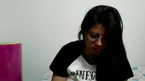 Snapshot of gumball_room chatting on 15, 2, 2026 Vane blonde and Hazell black hair online show from 15, 2, 2026