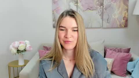 gwensmitt online show from 11, 6, 2026