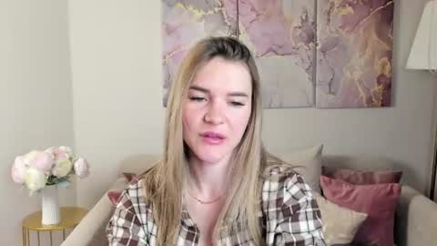 gwensmitt online show from 22, 6, 2026