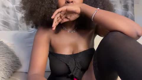 Snapshot of h_o_t_goddess chatting on 6, 6, 2026 h_o_t_goddess online show from 6, 6, 2026