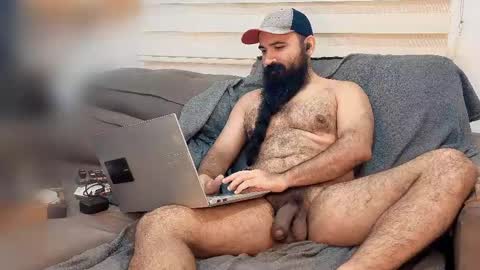 Hairy Beard Smoker online show from 8, 5, 2026