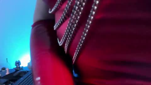 halley_ravenn online show from 29, 5, 2026