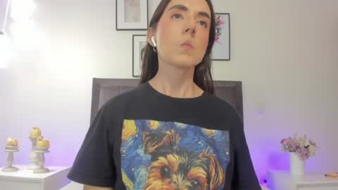 Helen  online show from 14, 6, 2026