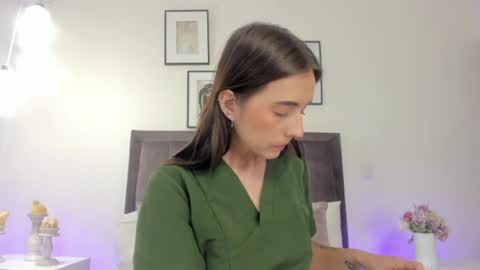Helen  online show from 18, 6, 2026