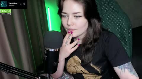 Red online show from 6, 6, 2026