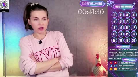 Snapshot of hell_on_heels_ chatting on 8, 4, 2026 - show loyalty and subscribe - online show from 8, 4, 2026