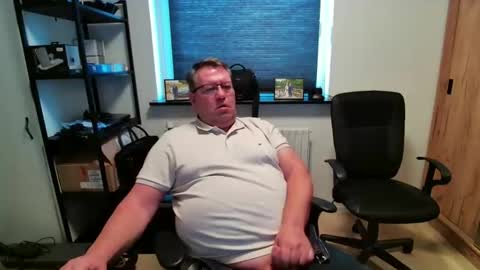henrikrp1971 online show from 19, 4, 2026