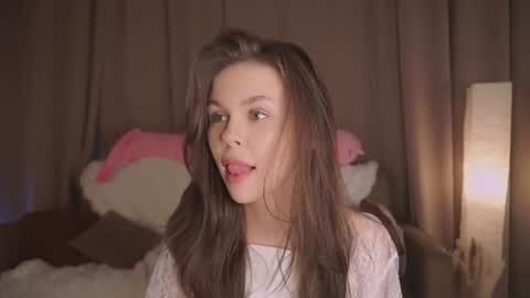 Nicole online show from 12, 6, 2026