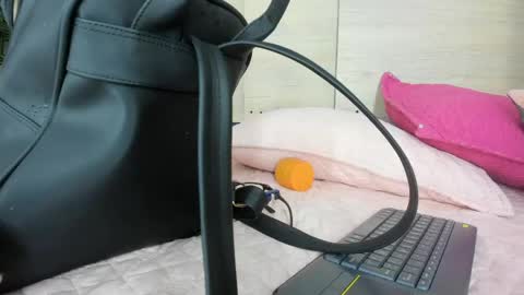 hermione_brown online show from 6, 6, 2026