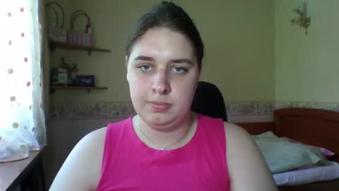 hess_luna_ online show from 4, 6, 2026