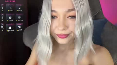  Nora  online show from 17, 6, 2026