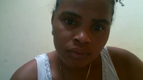 Snapshot of hinah89 chatting on 8, 6, 2026 hinah89 online show from 8, 6, 2026