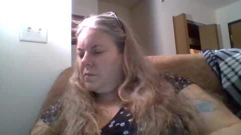 hippysnewhere online show from 2, 6, 2026