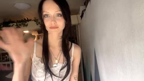 Ava online show from 7, 6, 2026