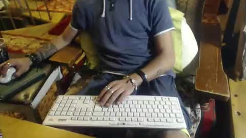 Hollio online show from 15, 9, 2025