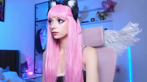 Holli online show from 31, 5, 2026