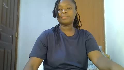 holy_ebony online show from 15, 5, 2026