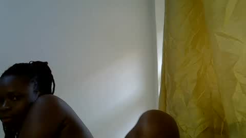 holy_ebony online show from 1, 6, 2026