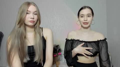 Lilith and Ellie  online show from 4, 3, 2025