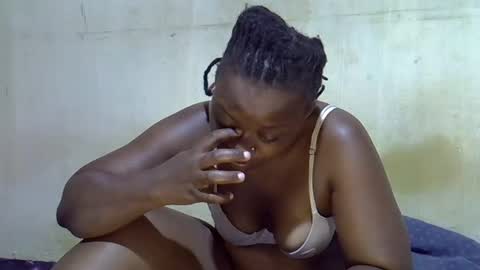 Snapshot of honey_sunshiny chatting on 15, 6, 2026 honey_sunshiny online show from 15, 6, 2026