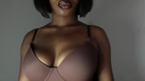 delilah online show from 26, 5, 2026