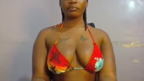 Snapshot of horny_hearts chatting on 18, 6, 2026 phanice online show from 18, 6, 2026