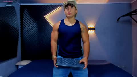 horny_nick18 online show from 8, 6, 2026