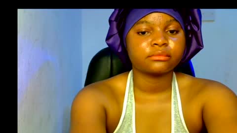 Snapshot of horny_slut0 chatting on 25, 3, 2026 Thelma online show from 25, 3, 2026