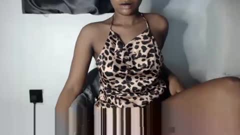 Snapshot of hot_chocoxxxx chatting on 12, 4, 2026 sonia mis choco online show from 12, 4, 2026
