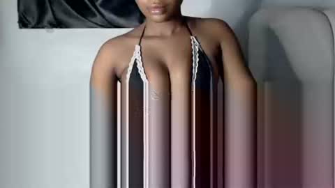 Snapshot of hot_chocoxxxx chatting on 15, 4, 2026 sonia mis choco online show from 15, 4, 2026
