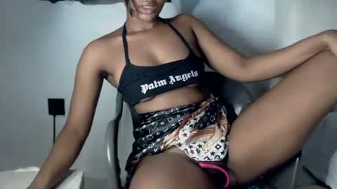 Snapshot of hot_chocoxxxx chatting on 20, 4, 2026 sonia mis choco online show from 20, 4, 2026