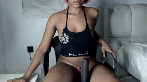Snapshot of hot_chocoxxxx chatting on 2, 5, 2026 sonia mis choco online show from 2, 5, 2026