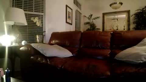 hotblondemilf1962 online show from 7, 6, 2026