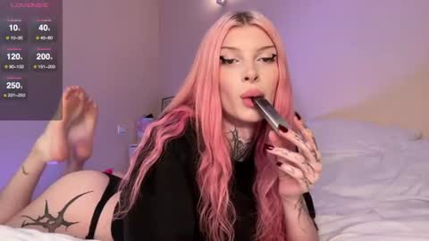 hotchubently online show from 14, 6, 2026