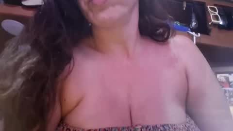 hotmom0610 online show from 1, 6, 2026