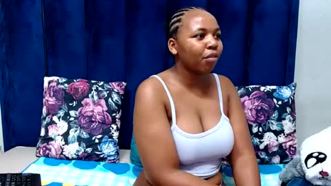 hotsmalltitsx online show from 13, 6, 2026