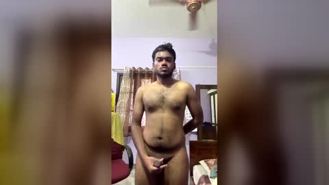 Snapshot of hottamilguy01 chatting on 18, 3, 2026 hottamilguy01 online show from 18, 3, 2026
