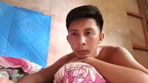 Snapshot of hottie_kylexx chatting on 25, 5, 2026 Asian creamycumxx online show from 25, 5, 2026