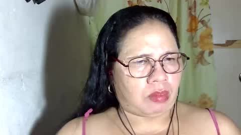 hottycrissy4u online show from 27, 4, 2026